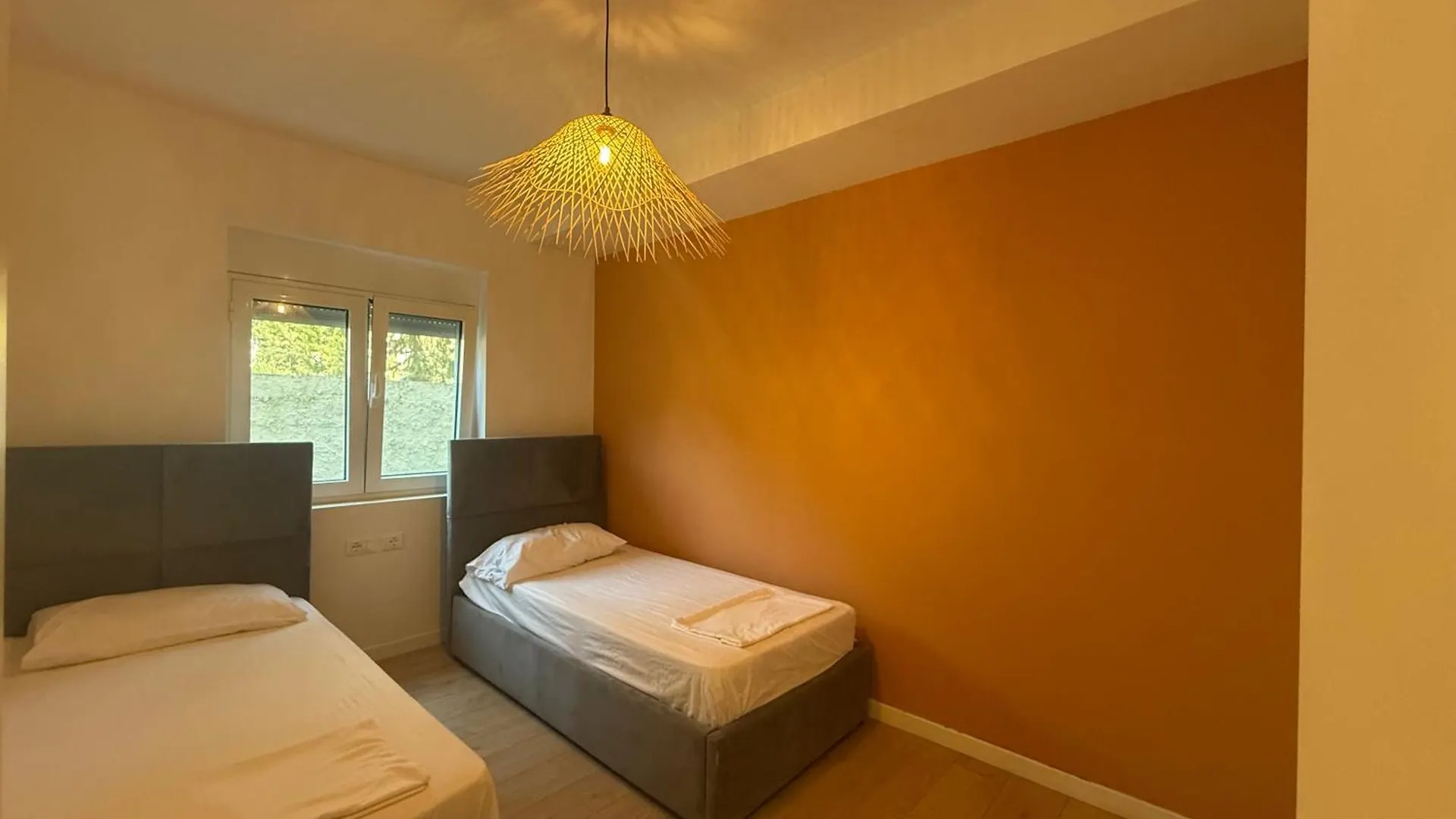Iria Apartment 1 & 2 Голем