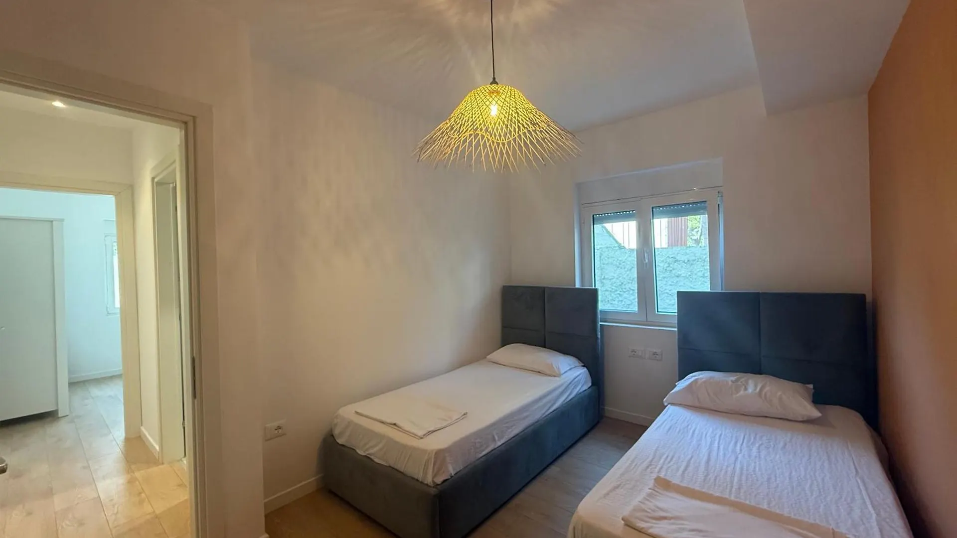Iria Apartment 1 & 2 Голем 0*,  Албания