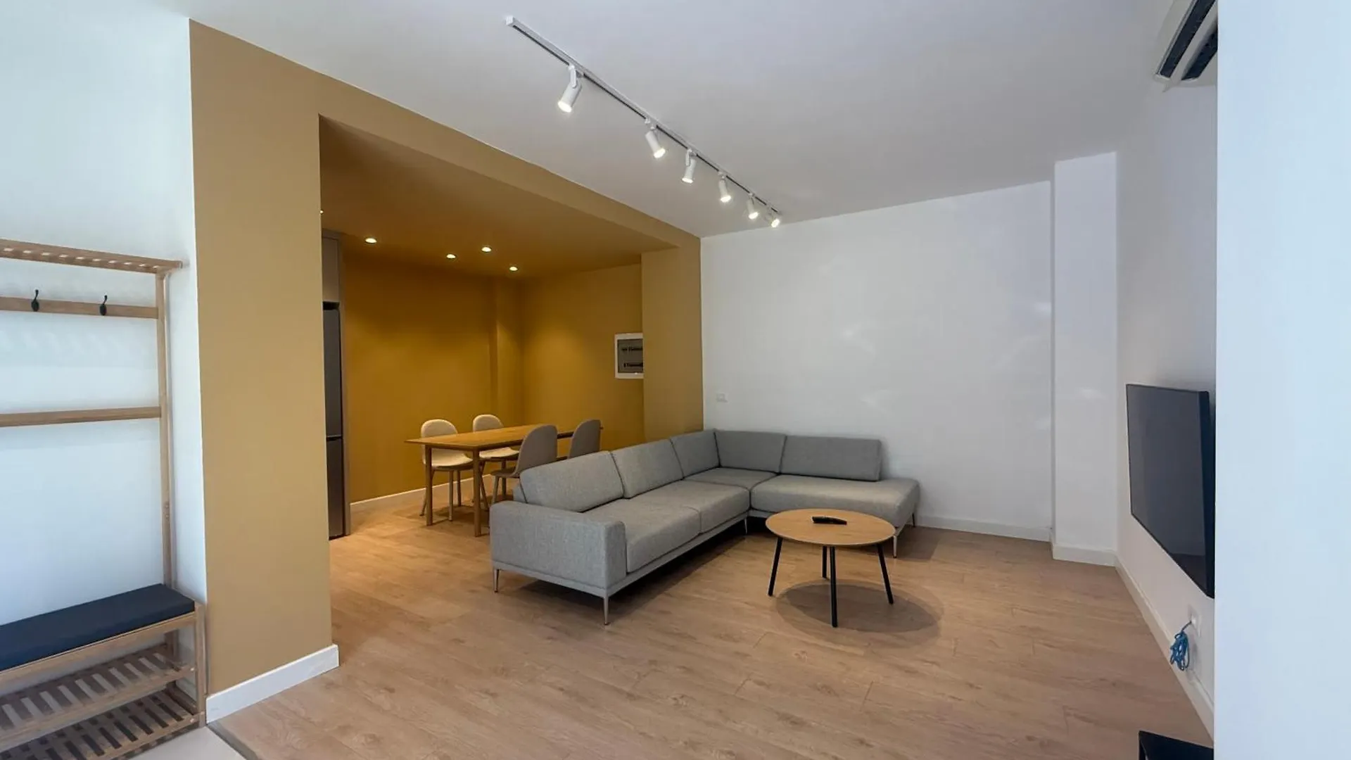 Iria Apartment 1 & 2 Голем